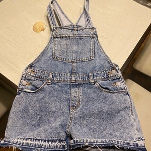 Overall shorts teens